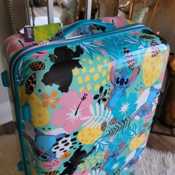 Disney Stitch 28" Hardsided Rolling Luggage Exclusive - Picture 8 of 10